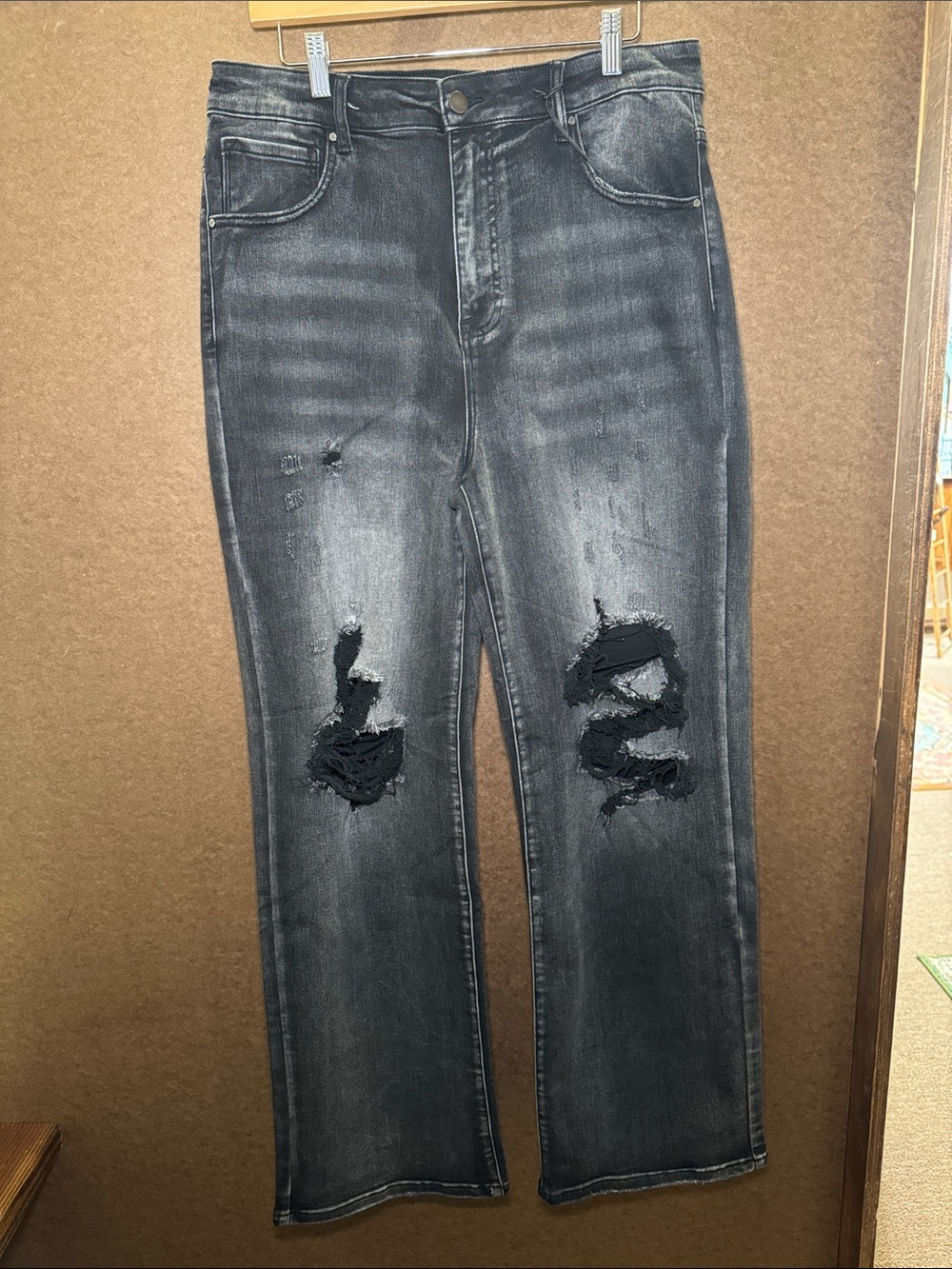 Men's Straight Fit Distressed Black-Grey Jeans